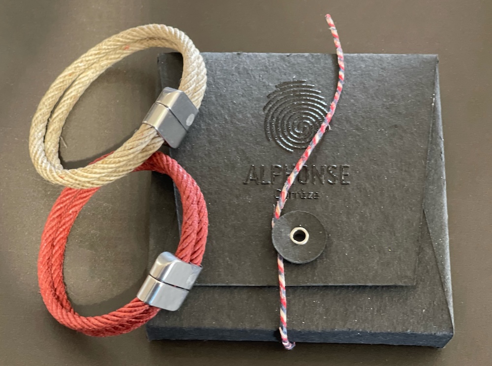 Corderie bracelets