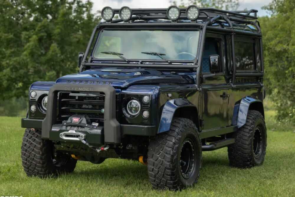 customisation defender noir