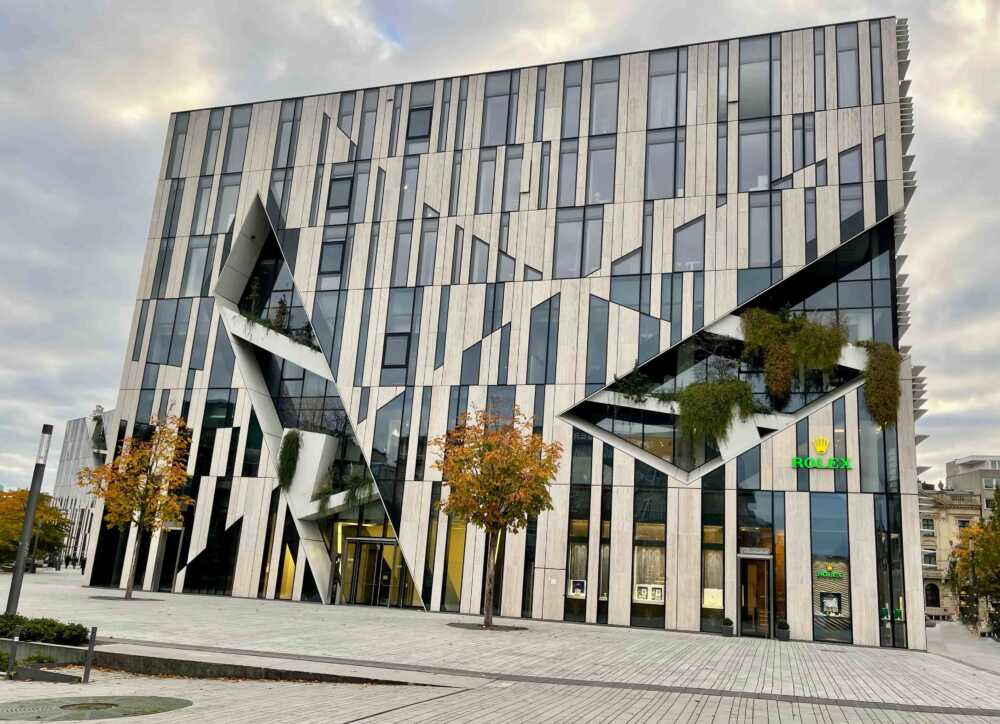 Düsseldorf building Rolex