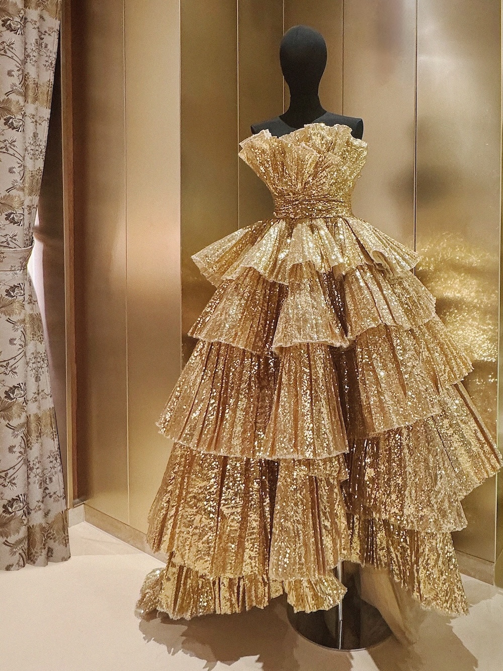 Robe Georges Hobeika