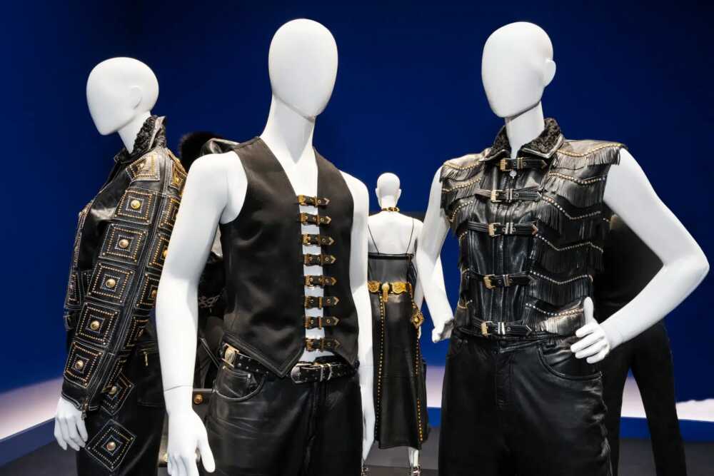 Gianni Versace modèles hommes