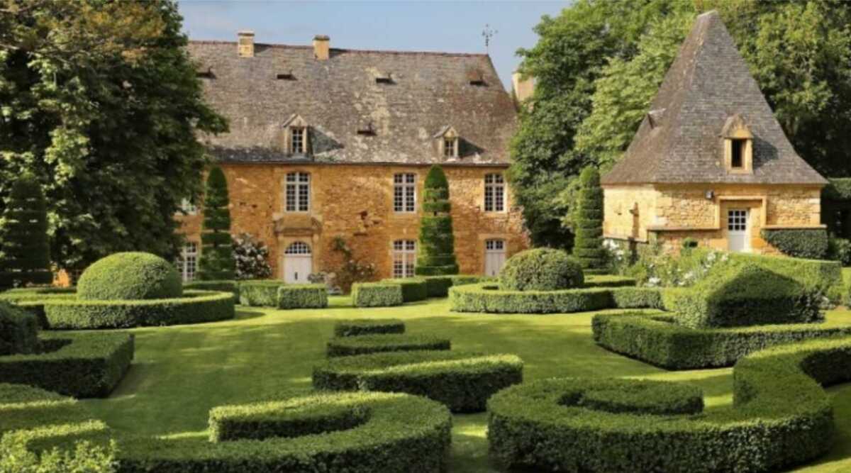 Dans l&rsquo;écrin vert des Jardins du Manoir d&rsquo;Eyrinac, en Périgord Noir