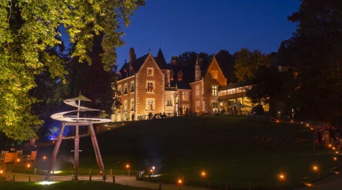 Nocturnes estivales, théâtre et art de rue au Clos Lucé
