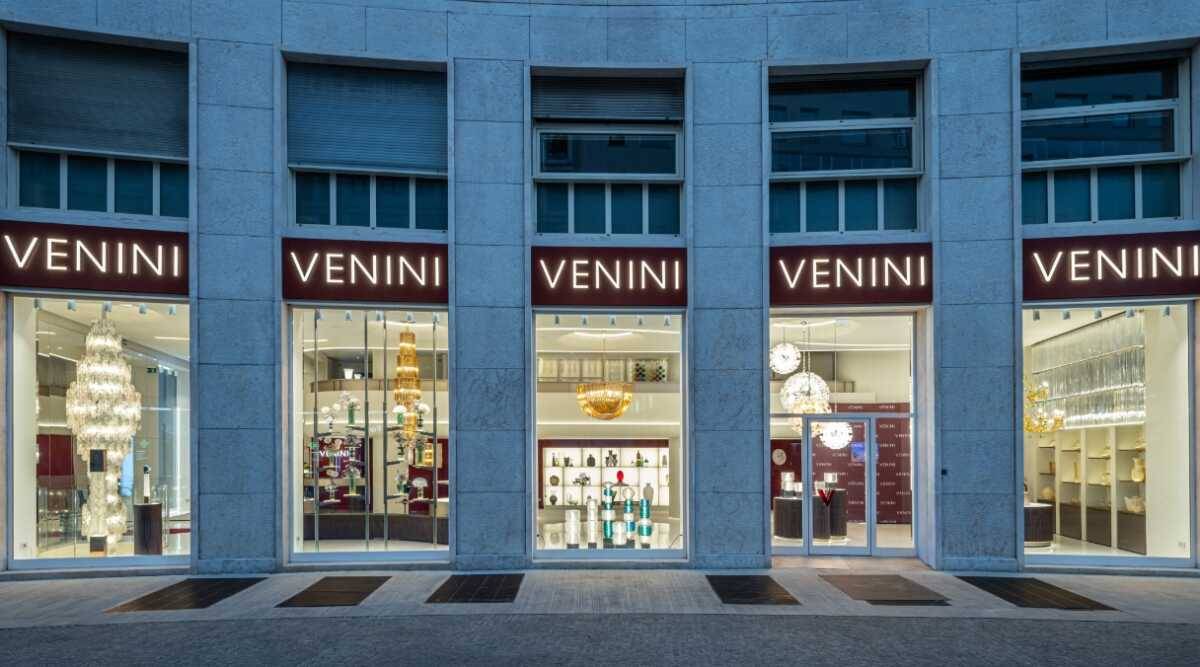 Symbole du verre de  Murano, Venini ouvre une boutique à Milan